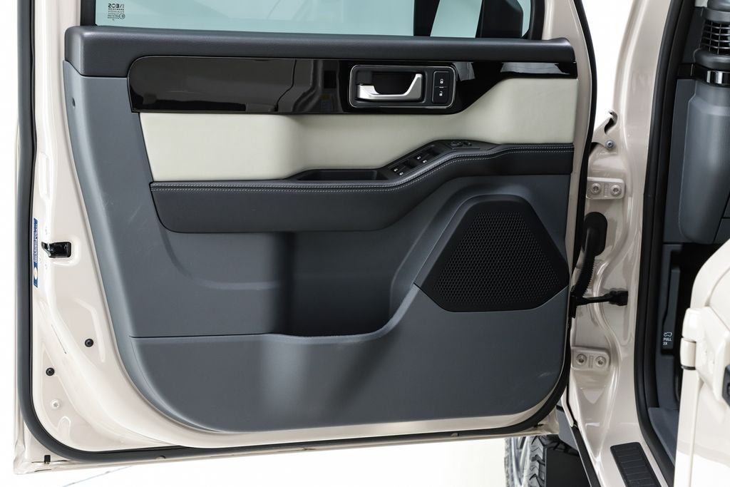 2025 INEOS Grenadier Fieldmaster Edition