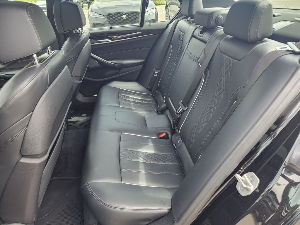 2023 BMW 5 Series M550i xDrive