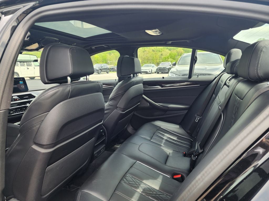 2023 BMW 5 Series M550i xDrive