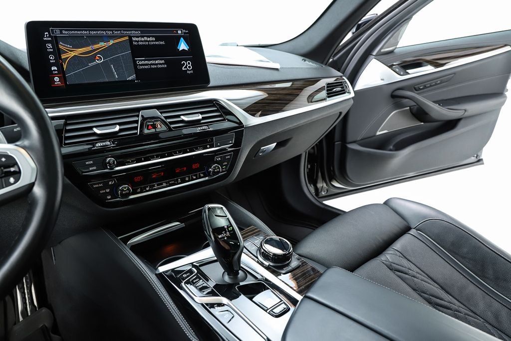 2023 BMW 5 Series M550i xDrive