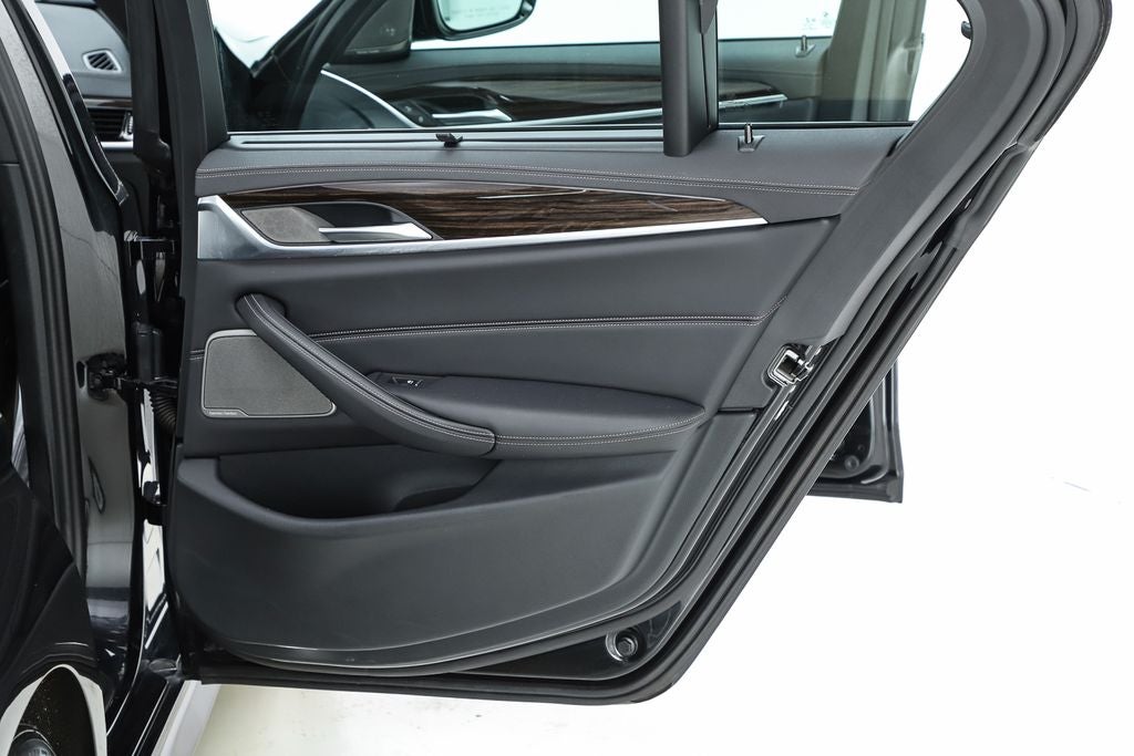 2023 BMW 5 Series M550i xDrive