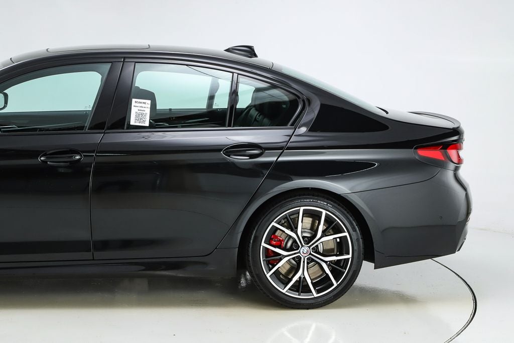 2023 BMW 5 Series M550i xDrive