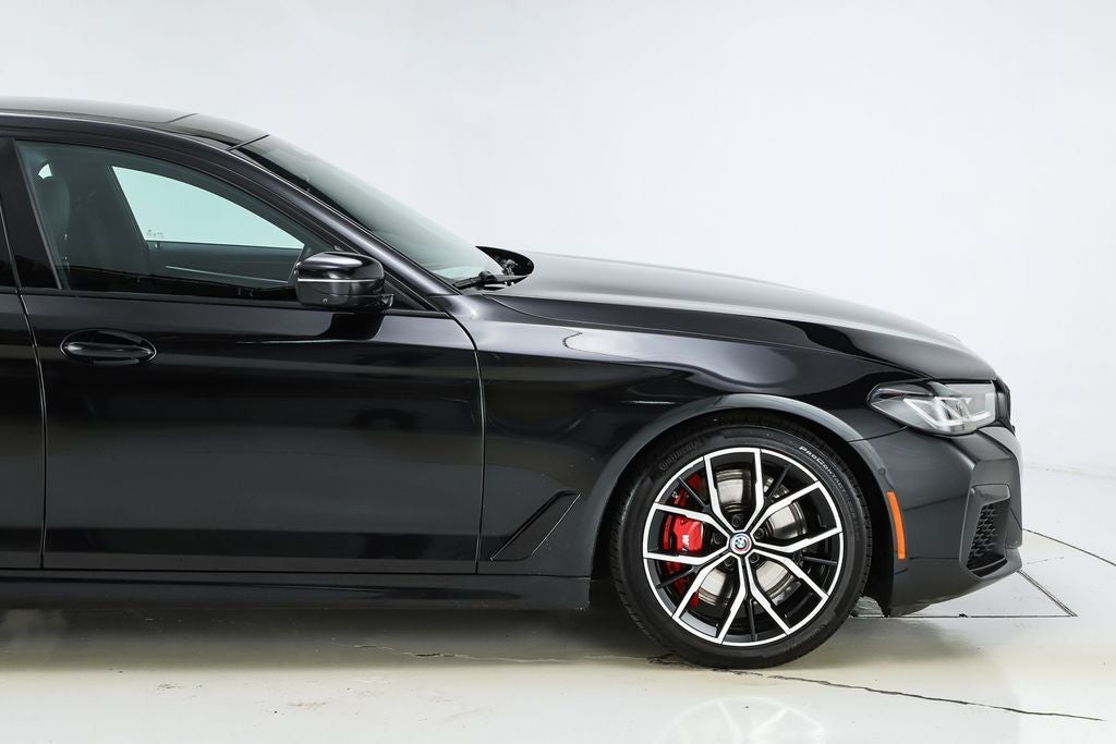 2023 BMW 5 Series M550i xDrive