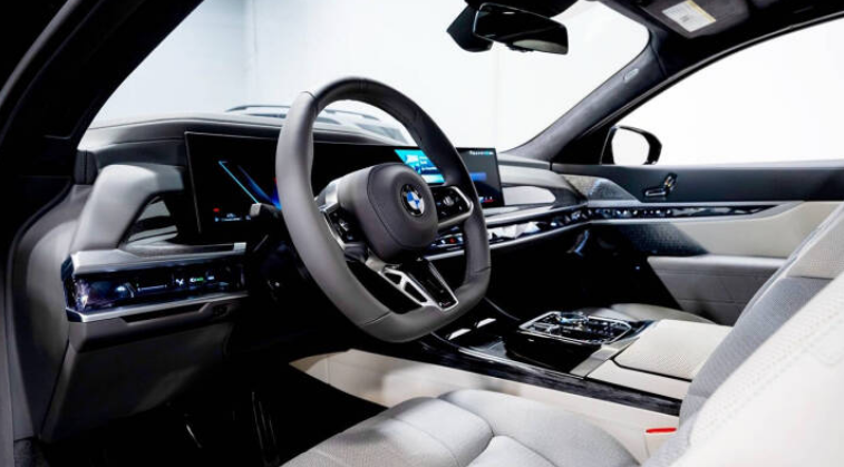 2023 BMW 7 Series 760i xDrive