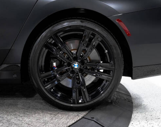 2023 BMW 7 Series 760i xDrive