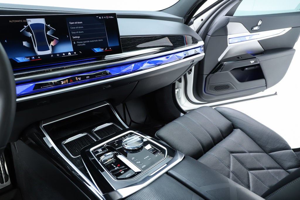 2024 BMW 7 Series 760i xDrive