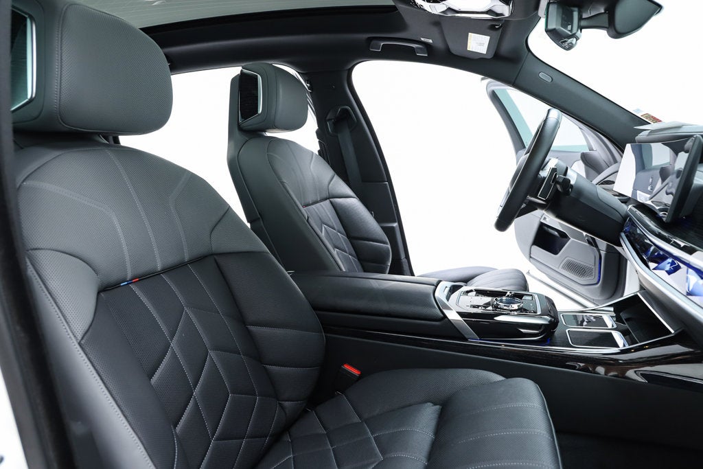 2024 BMW 7 Series 760i xDrive