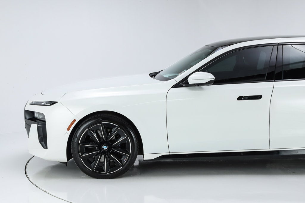 2024 BMW 7 Series 760i xDrive