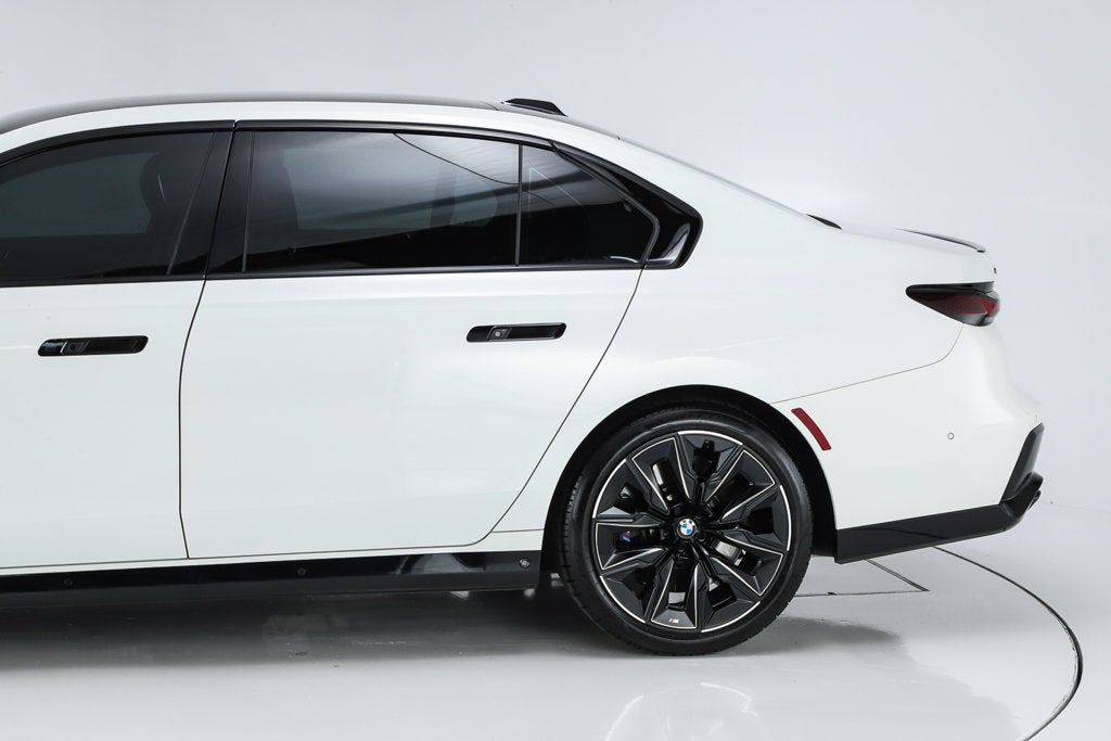 2024 BMW 7 Series 760i xDrive