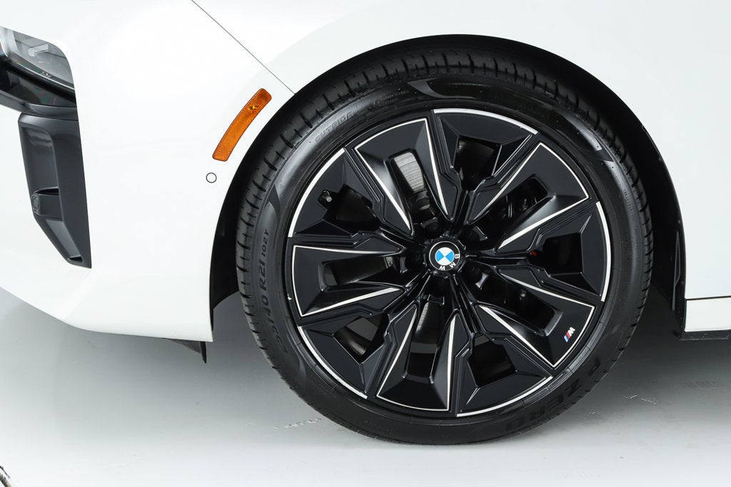 2024 BMW 7 Series 760i xDrive