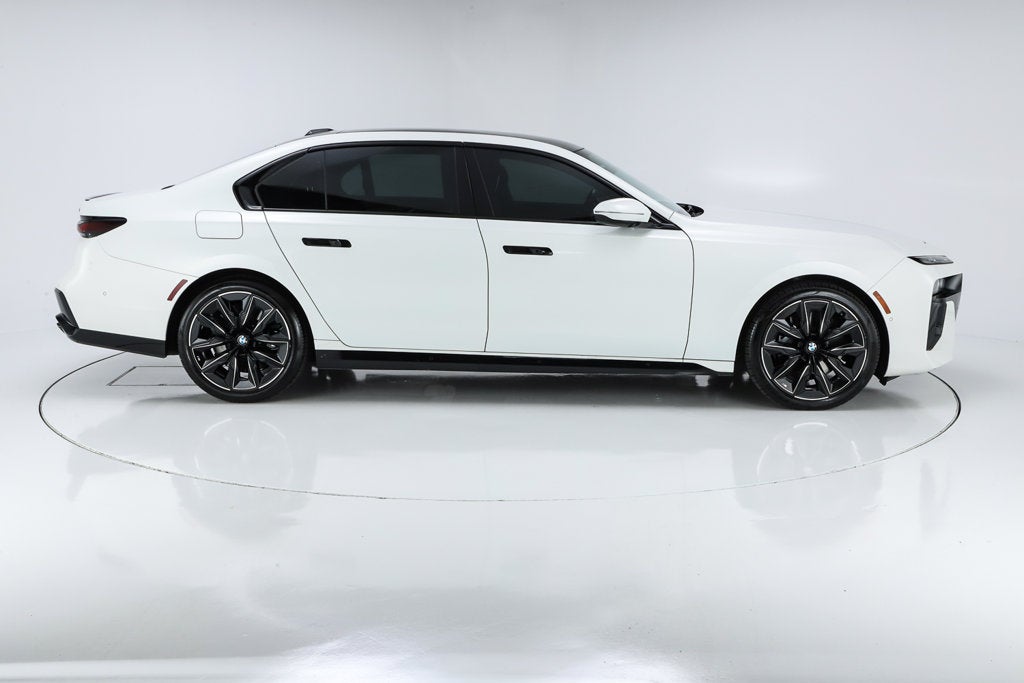 2024 BMW 7 Series 760i xDrive