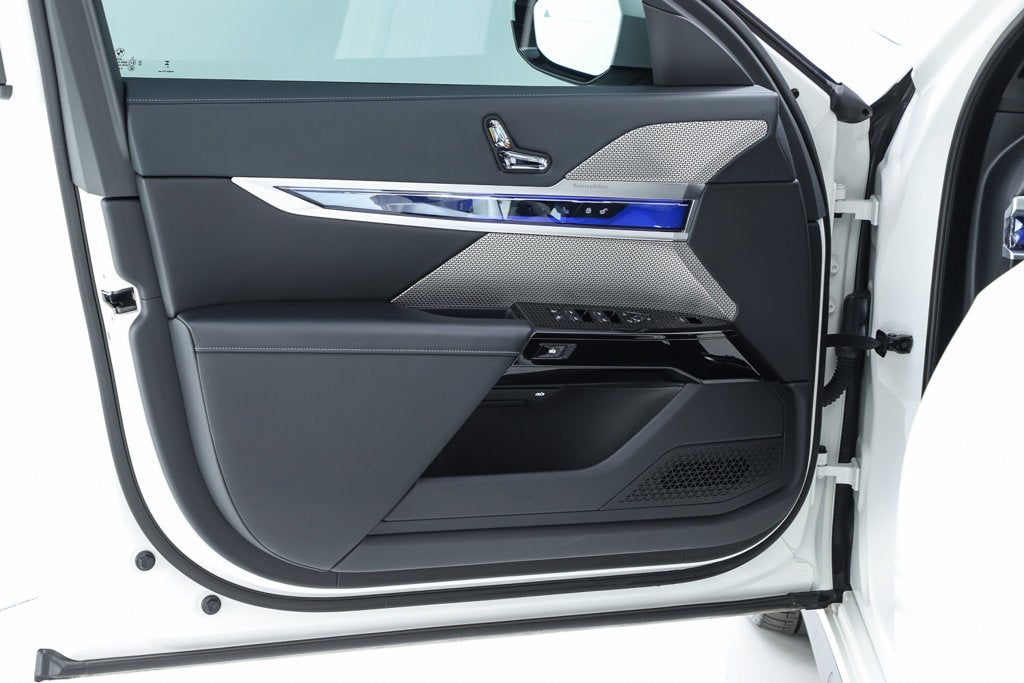 2024 BMW 7 Series 760i xDrive