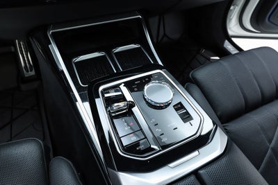 2024 BMW 7 Series 760i xDrive