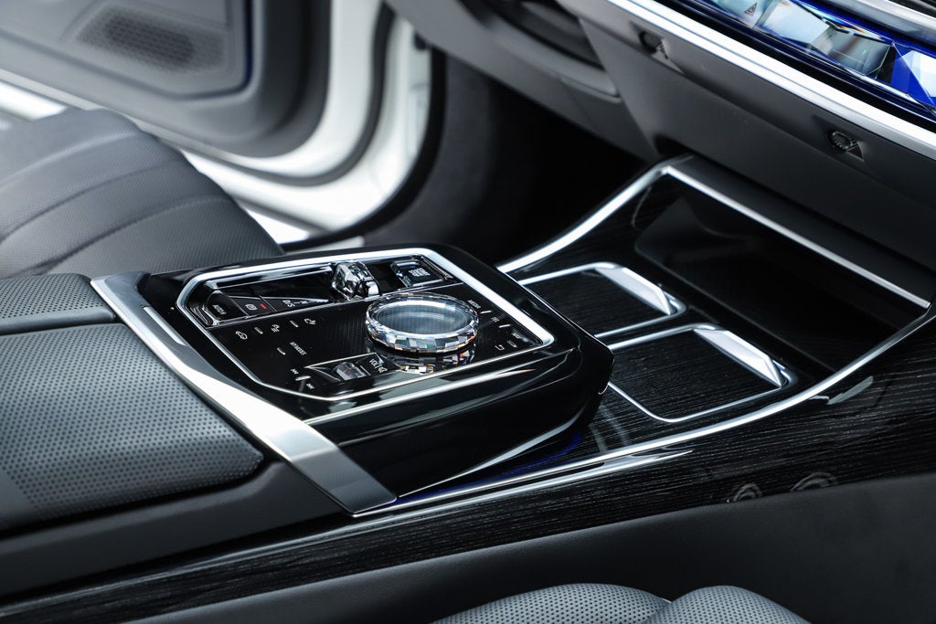 2024 BMW 7 Series 760i xDrive