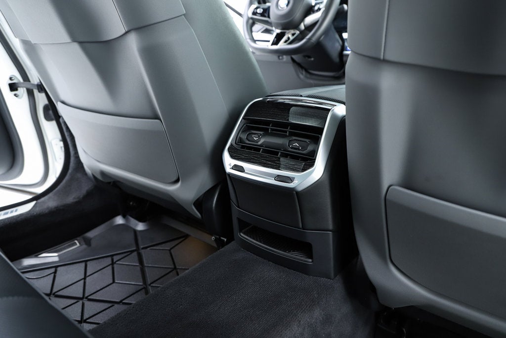 2024 BMW 7 Series 760i xDrive