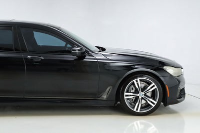 2019 BMW 7 Series 740i