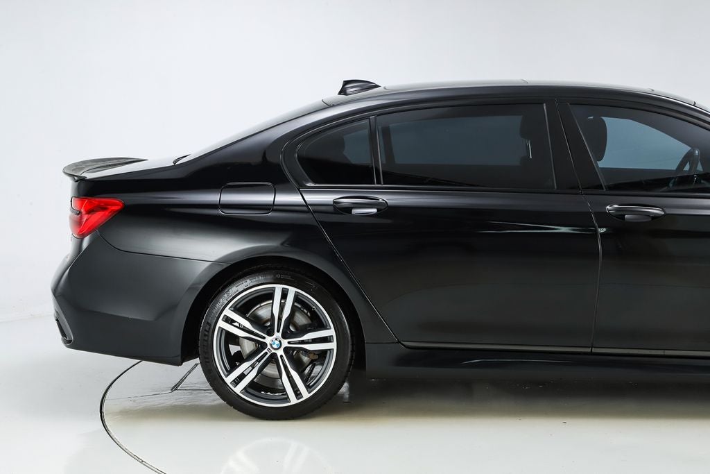 2019 BMW 7 Series 740i