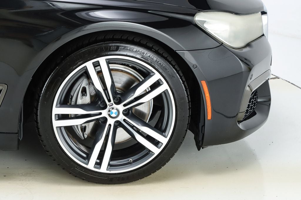 2019 BMW 7 Series 740i