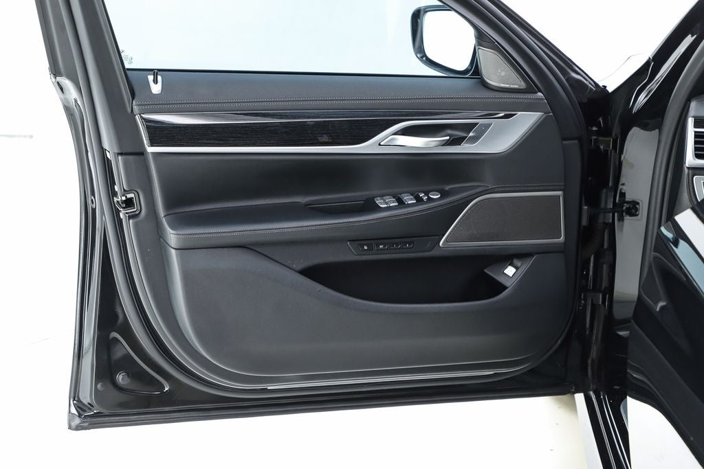 2019 BMW 7 Series 740i