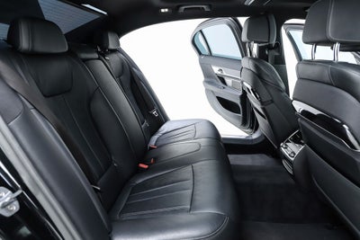 2019 BMW 7 Series 740i