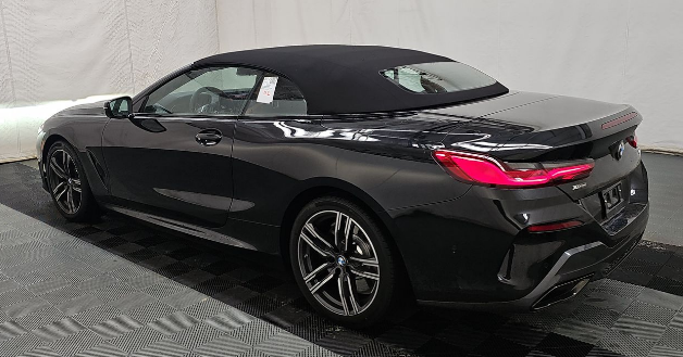 2026 BMW 8 Series 840i