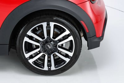 2024 MINI Cooper S Iconic