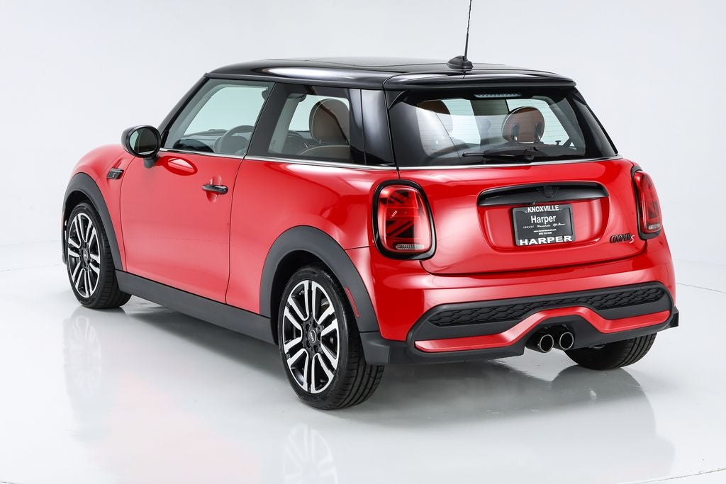 2024 MINI Cooper S Iconic