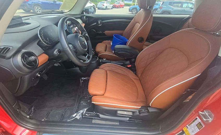 2024 MINI Cooper S Iconic