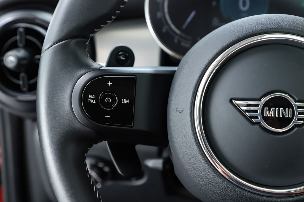 2024 MINI Cooper S Iconic