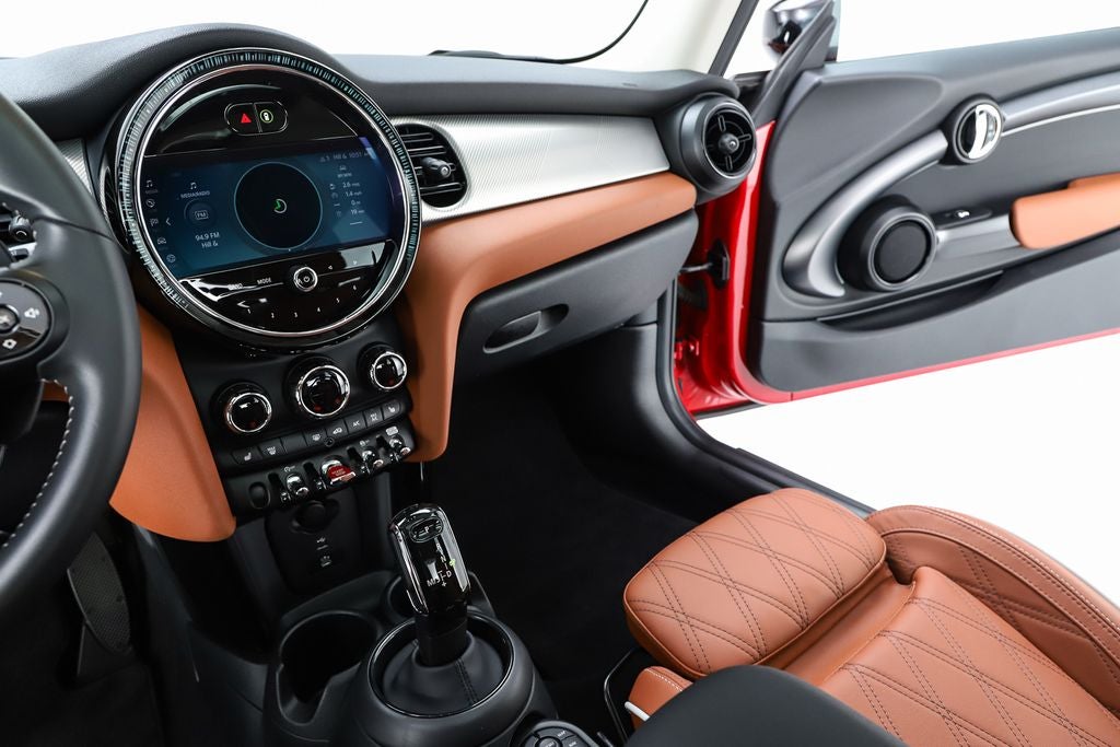 2024 MINI Cooper S Iconic