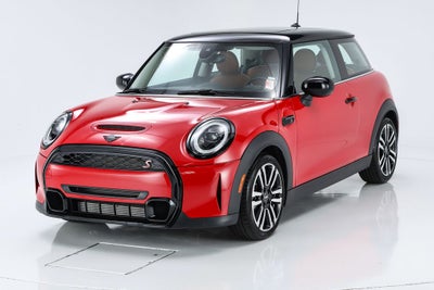 2024 MINI Cooper S Iconic