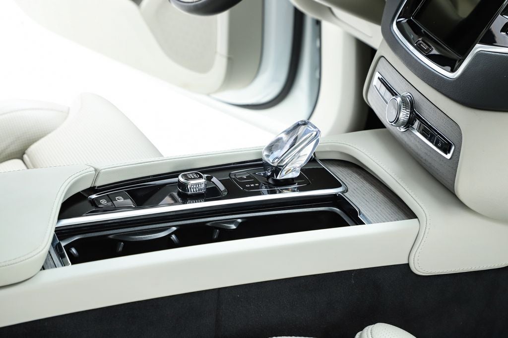 2024 Volvo XC90 Ultimate