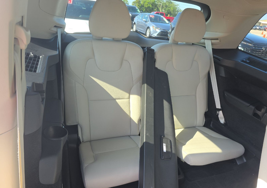 2023 Volvo XC90 B6 Plus 7-Seater