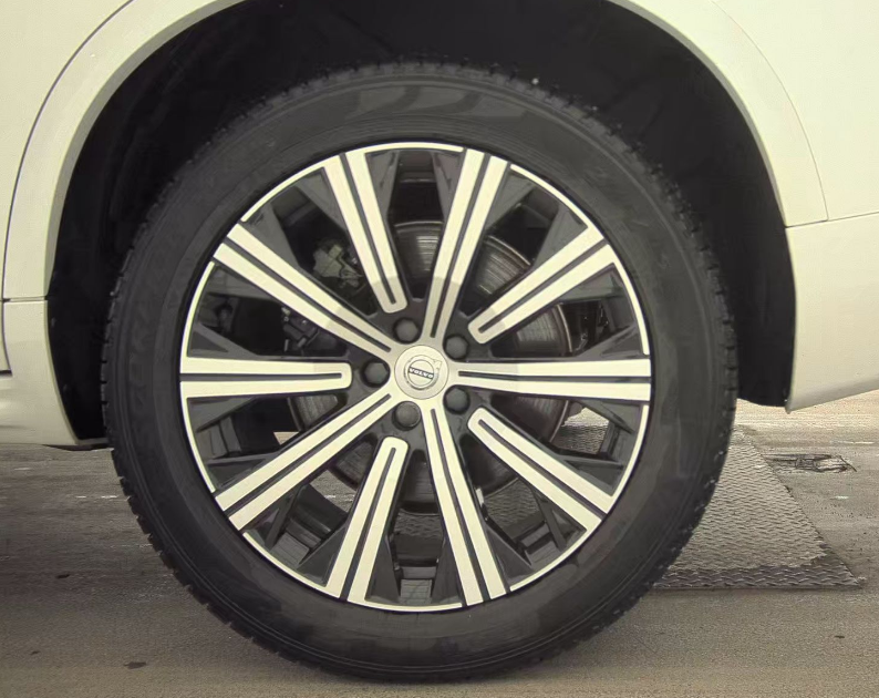 2023 Volvo XC90 B6 Core