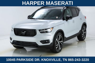 2022 Volvo XC40 R-Design