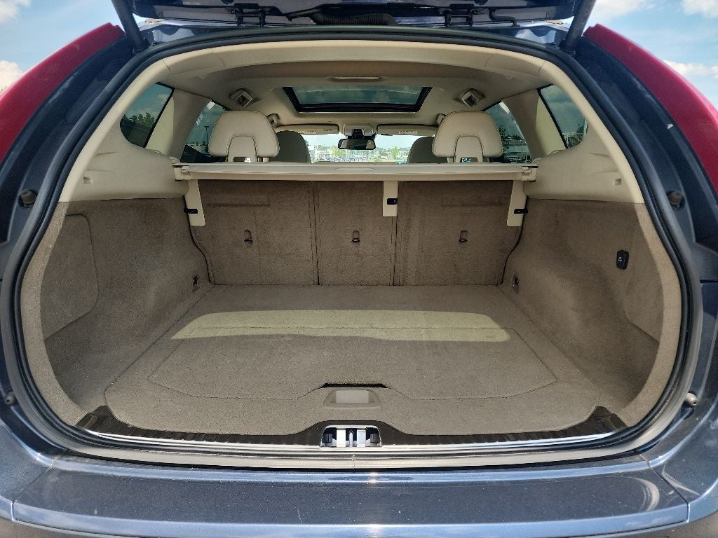 2015 Volvo XC60 T6 Premier Plus