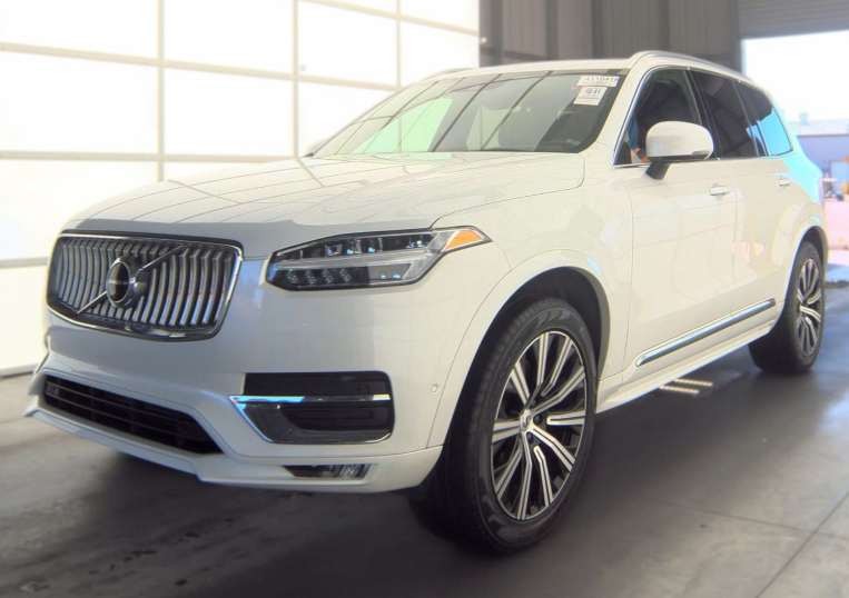 2022 Volvo XC90 T6 Inscription