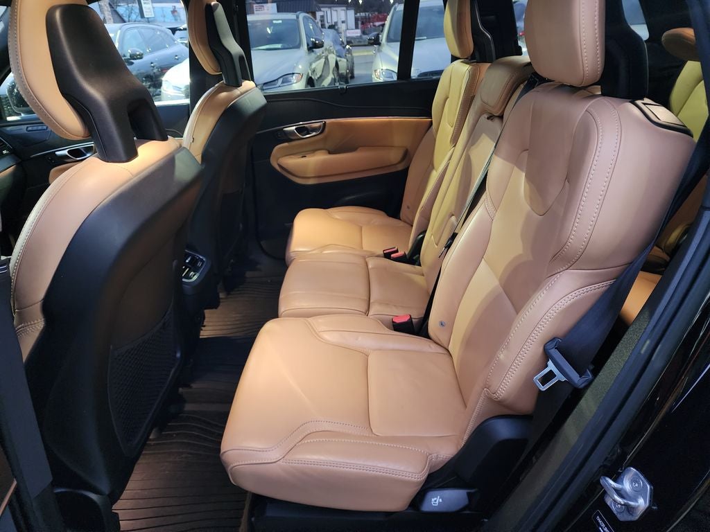 2021 Volvo XC90 T6 Inscription