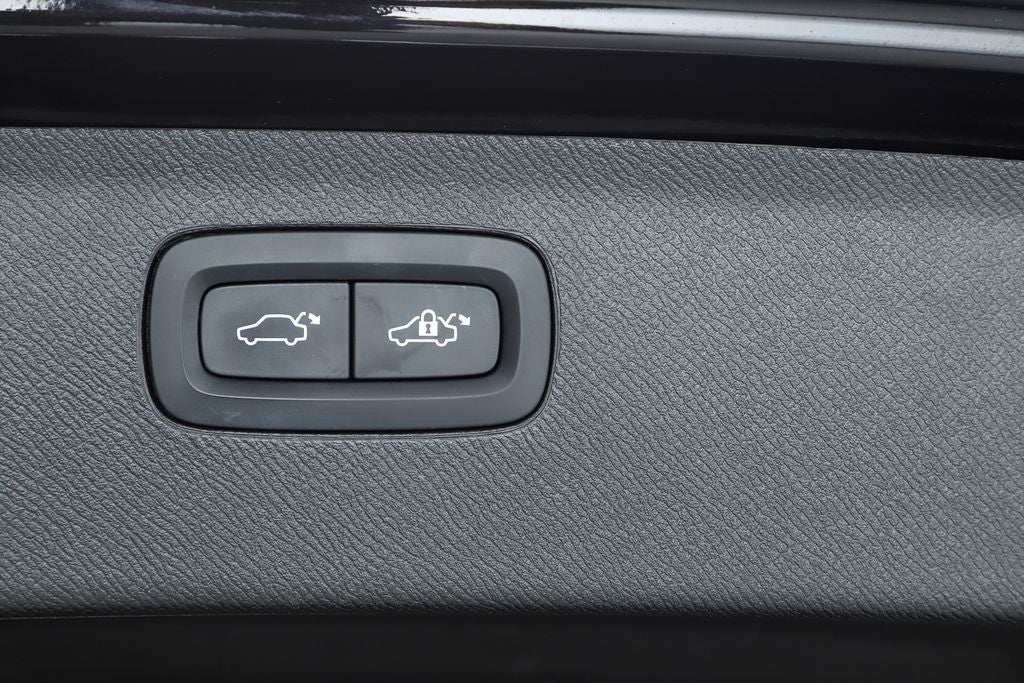 2021 Volvo XC90 T6 Inscription