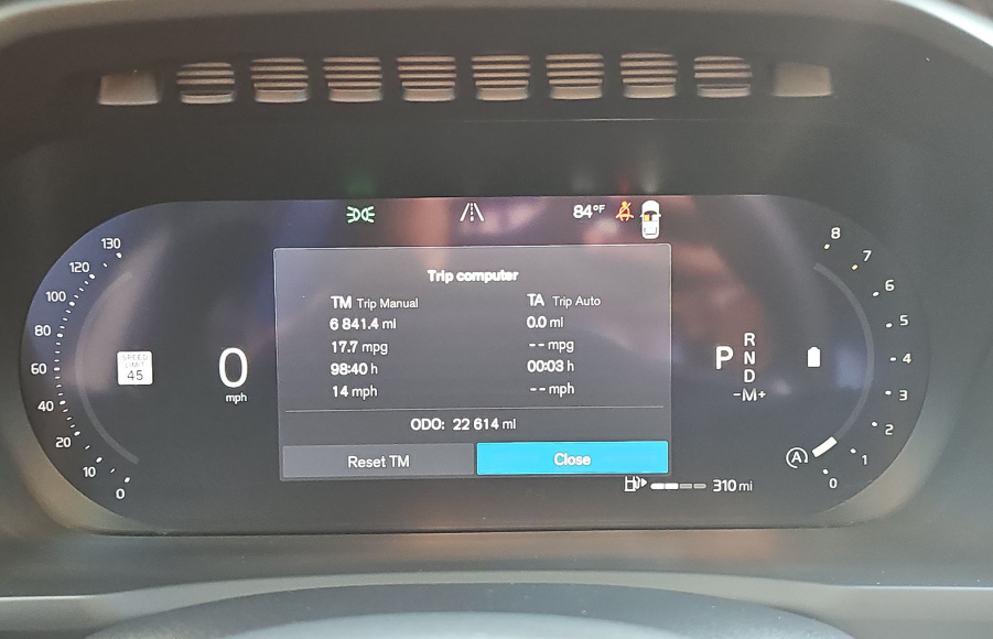 2023 Volvo XC90 B5 Plus