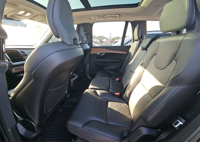 2023 Volvo XC90 B5 Plus
