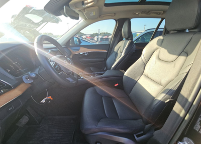 2023 Volvo XC90 B5 Plus