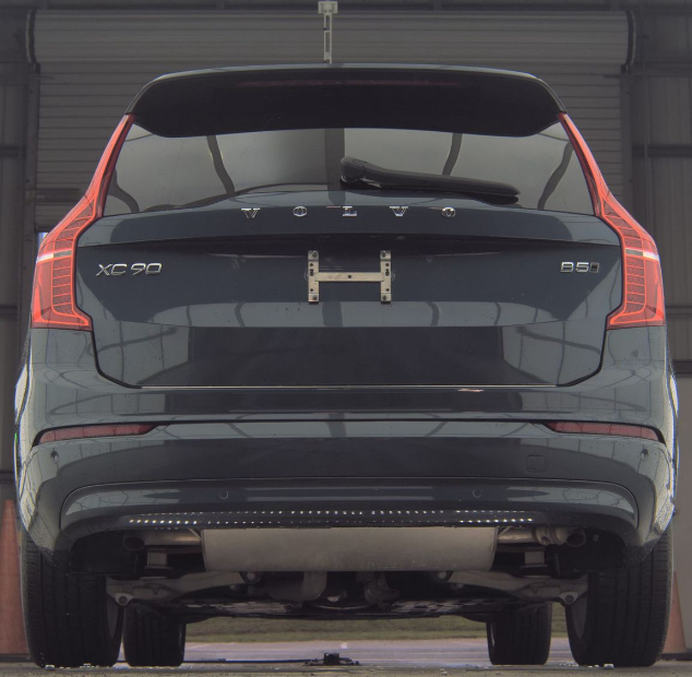 2023 Volvo XC90 B5 Core