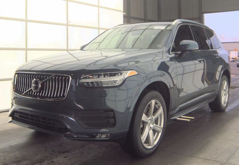 2023 Volvo XC90 B5 Core