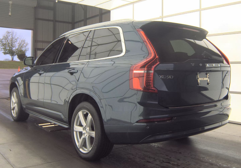 2023 Volvo XC90 B5 Core