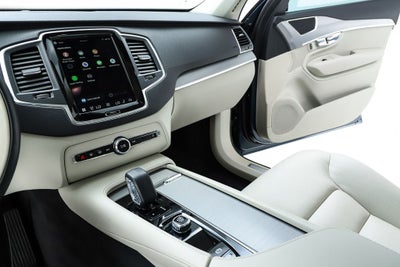 2023 Volvo XC90 B5 Core