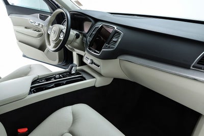2023 Volvo XC90 B5 Core