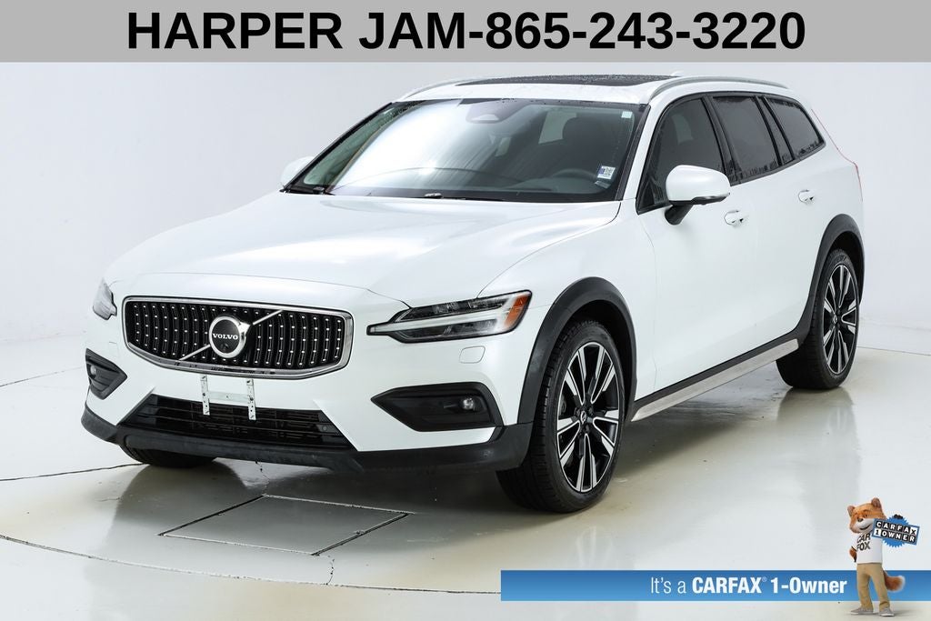 2023 Volvo V60 Cross Country Ultimate