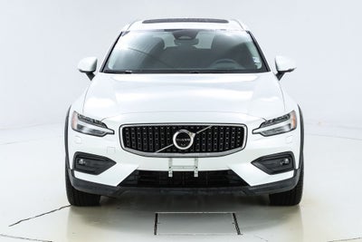 2023 Volvo V60 Cross Country Ultimate
