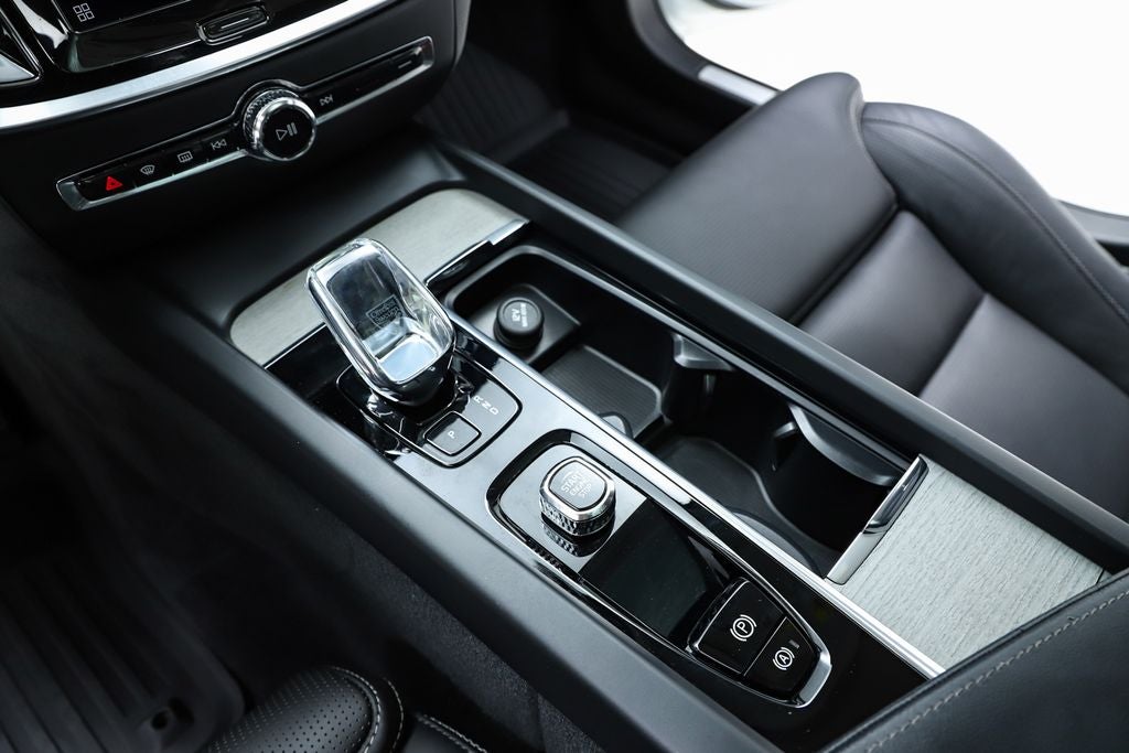 2023 Volvo V60 Cross Country Ultimate